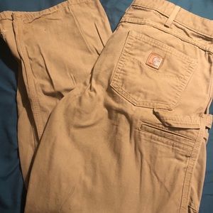 Men’s loose fit Carhartt pants